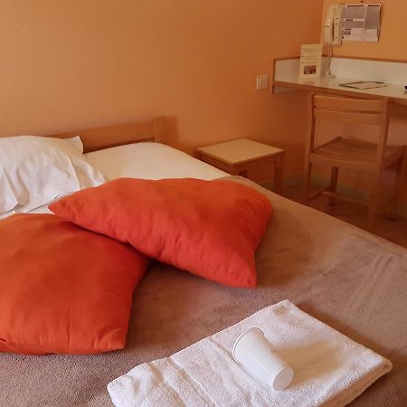 Hotel Le Bretagne Louvigné-de-Bais Kültér fotó