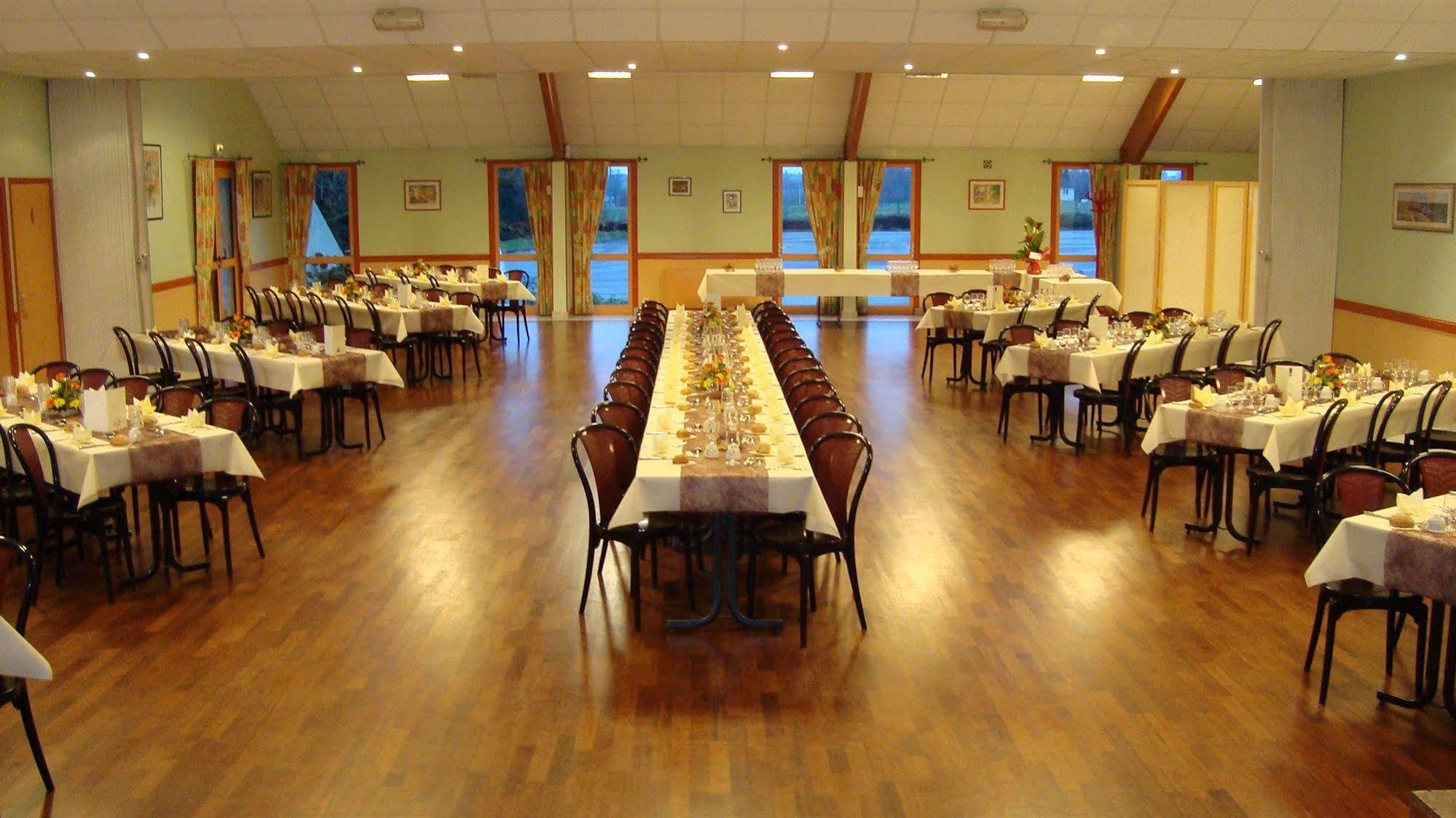 Hotel Le Bretagne Louvigné-de-Bais Kültér fotó
